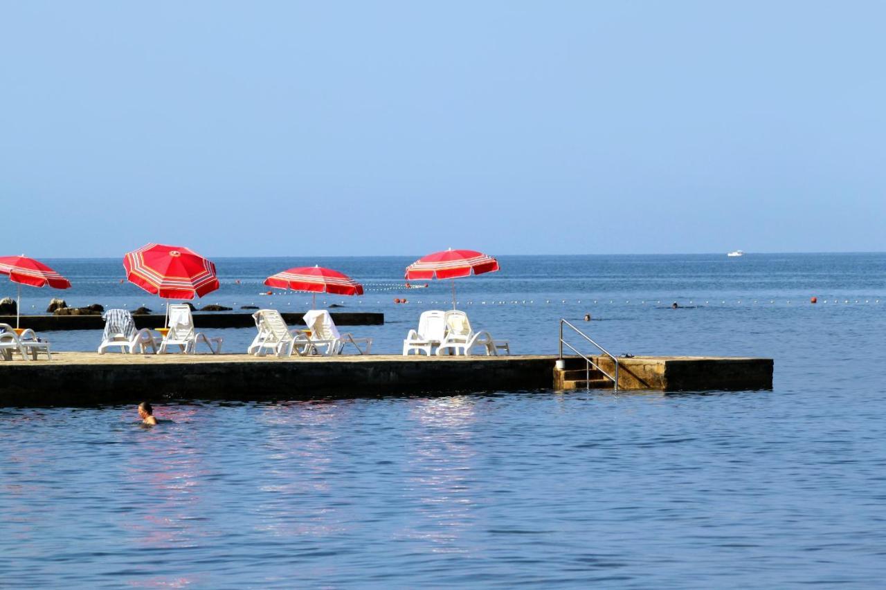 Apartments With A Parking Space Umag - 7666 Dış mekan fotoğraf